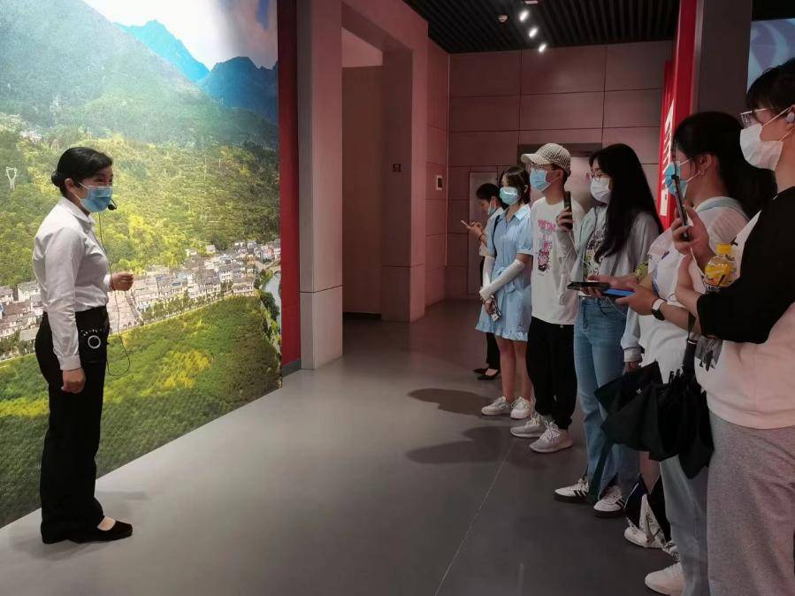 半條被子,溫暖中國